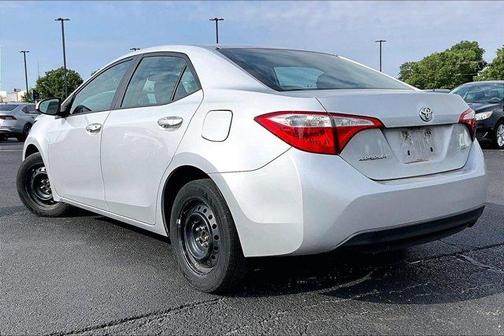 Classic Silver Metallic 2015 Toyota Corolla LE