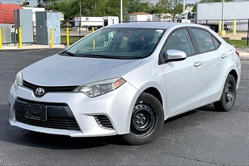 Classic Silver Metallic 2015 Toyota Corolla LE