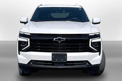 Iridescent Pearl Tricoat 2025 Chevrolet Tahoe RST