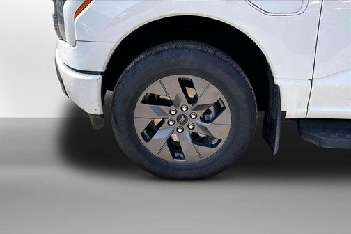 Oxford White 2023 Ford F-150 Lightning XLT