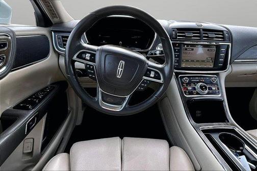 2017 Lincoln Continental Reserve