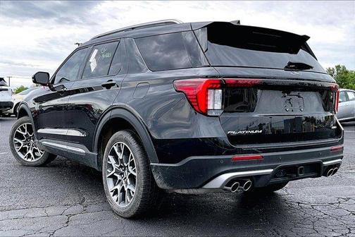 Black 2025 Ford Explorer Platinum 4WD