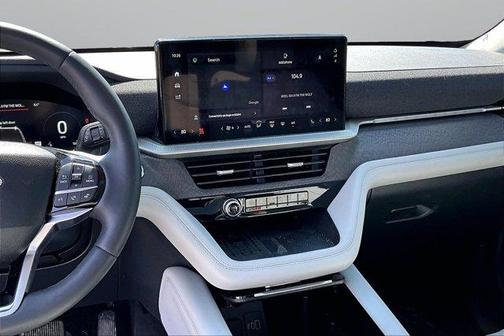 Black 2025 Ford Explorer Platinum 4WD