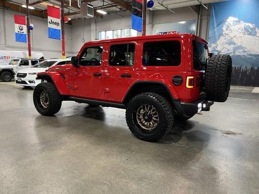 Firecracker Red Clearcoat 2024 Jeep Wrangler Rubicon 392