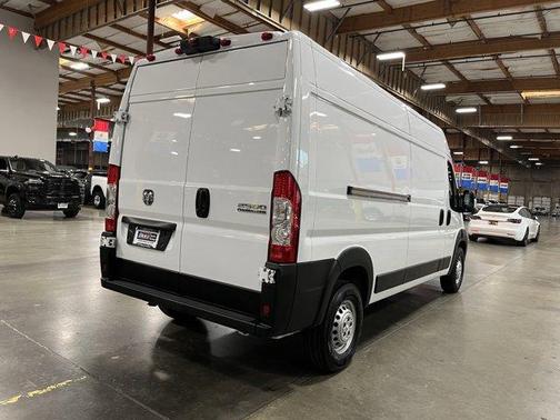 Bright White Clearcoat 2026 RAM ProMaster 2500 High Roof