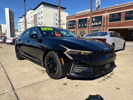 2025 Kia K5 LXS