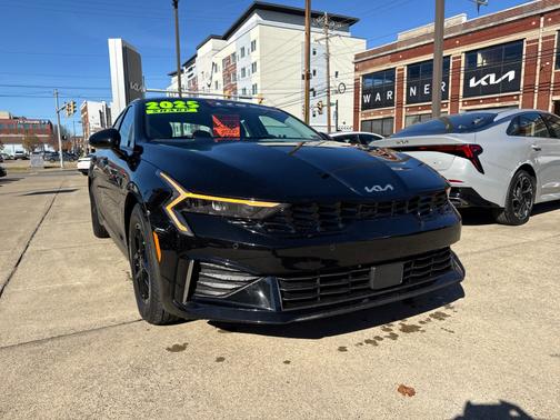 2025 Kia K5 LXS