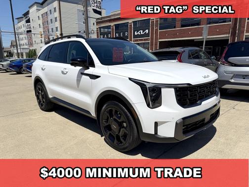 WHITE 2024 Kia Sorento X-Line SX