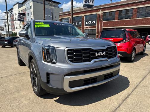 2023 Kia Telluride S