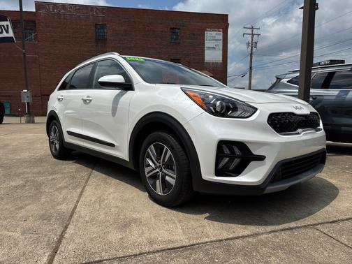 2022 Kia Niro LXS