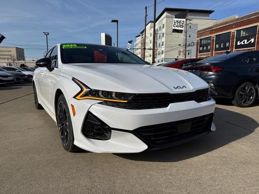 2023 Kia K5 GT-Line