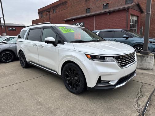 2022 Kia Carnival SX