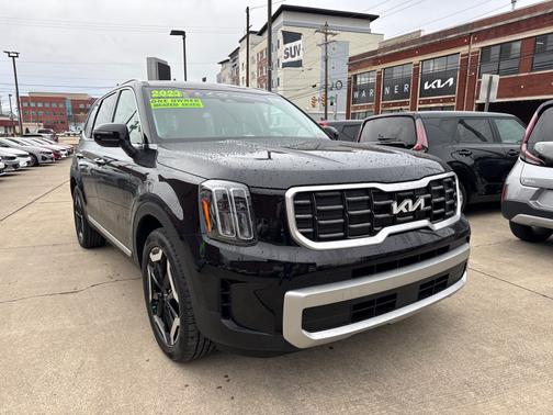 2023 Kia Telluride S