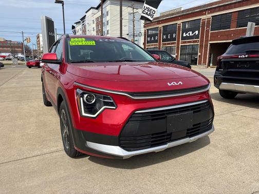 2023 Kia Niro EX Touring