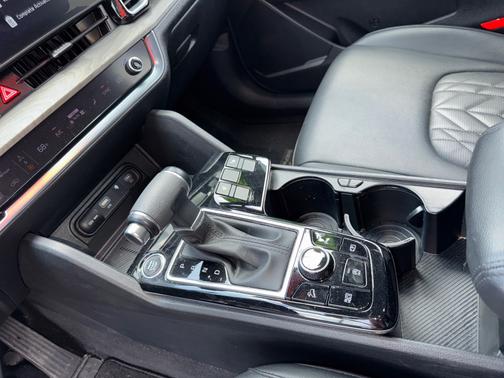 GRAY 2024 Kia Sportage X-Line
