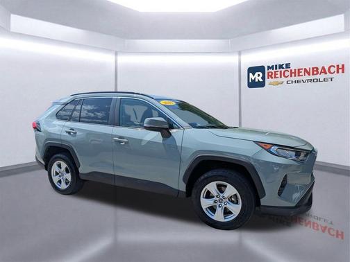 Lunar Rock 2019 Toyota RAV4 XLE