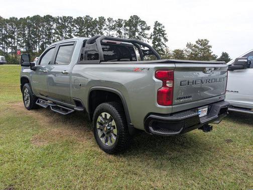 2024 Chevrolet Silverado 2500 Custom