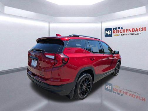 Volcanic Red Tintcoat 2024 GMC Terrain SLT