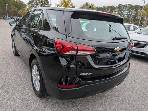 2023 Chevrolet Equinox LS
