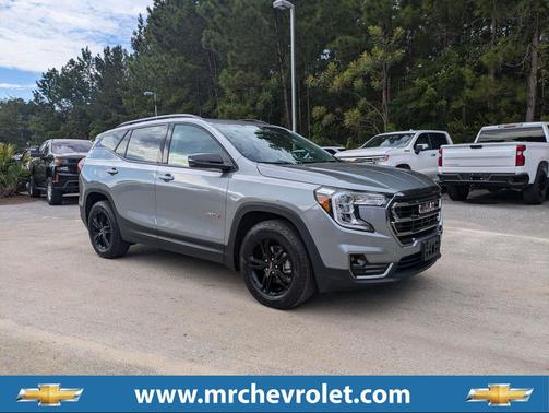 Sterling Metallic 2024 GMC Terrain AWD AT4