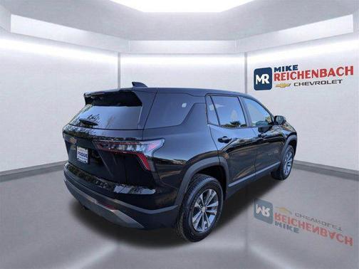 Mosaic Black Metallic 2026 Chevrolet Equinox 1LT