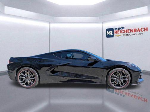 2024 Chevrolet Corvette Stingray w/1LT
