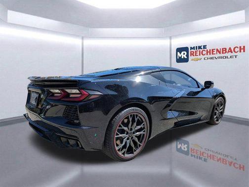 2024 Chevrolet Corvette Stingray w/1LT