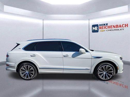 Glacier White 2023 Bentley Bentayga Azure