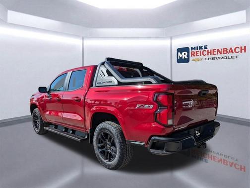 Radiant Red Tintcoat 2026 Chevrolet Colorado Z71