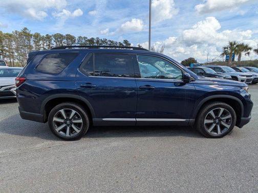 2024 Honda Pilot Touring 8-Passenger