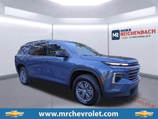 Lakeshore Blue Metallic 2026 Chevrolet Traverse LT