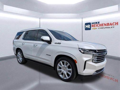 Iridescent Pearl Tricoat 2023 Chevrolet Tahoe 4WD High Country