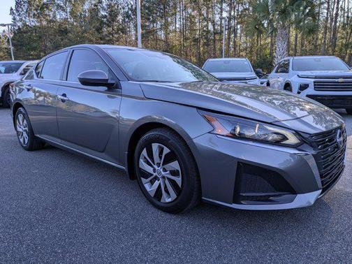 2023 Nissan Altima S FWD