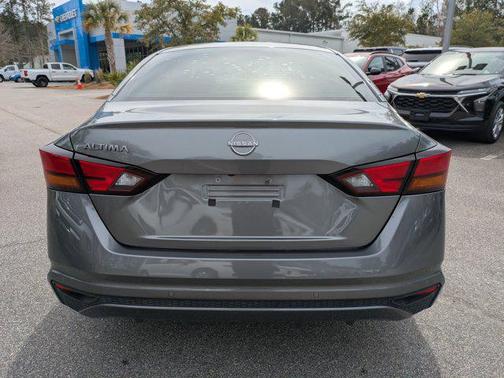 2023 Nissan Altima S FWD