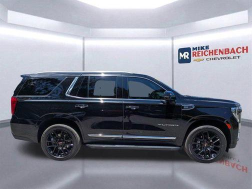 Onyx Black 2024 GMC Yukon SLT