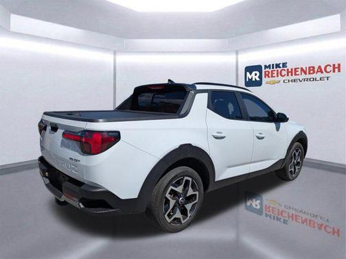 Ice White 2022 Hyundai SANTA CRUZ Limited