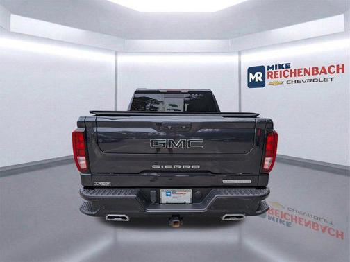 2022 GMC Sierra 1500 Elevation