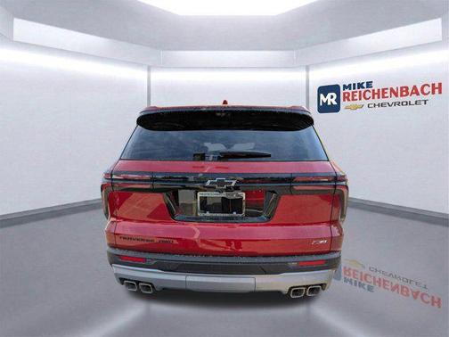 Radiant Red Tintcoat 2026 Chevrolet Traverse AWD Z71