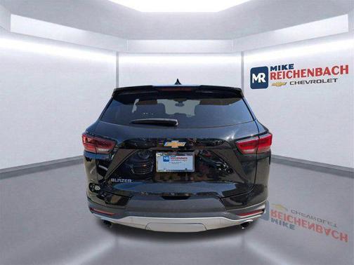 Black 2025 Chevrolet Blazer 2LT