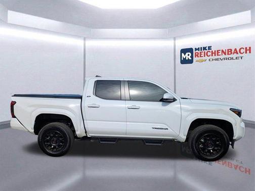 Ice Cap 2024 Toyota Tacoma SR5