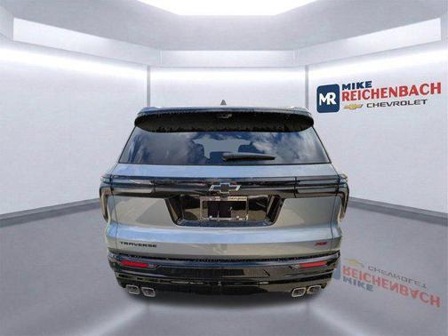 Sterling Gray Metallic 2026 Chevrolet Traverse RS