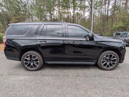 2022 Chevrolet Tahoe 4WD RST