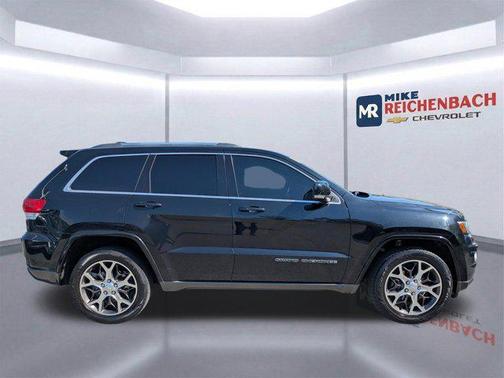 2018 Jeep Grand Cherokee Sterling Edition