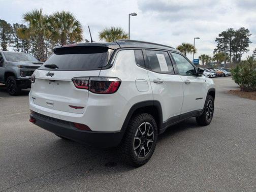 2024 Jeep Compass Trailhawk