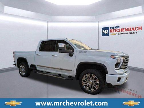 Polar White Tricoat 2026 Chevrolet Silverado 2500 High Country