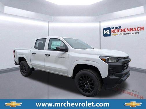 Summit White 2026 Chevrolet Colorado WT