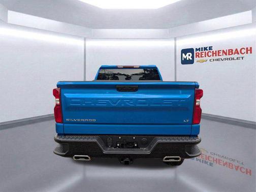 Riptide Blue Metallic 2026 Chevrolet Silverado 1500 LT Trail Boss