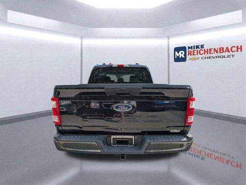 AGATE BLACK METALLIC 2021 Ford F-150 XL