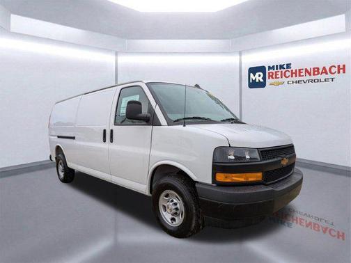 2025 Chevrolet Express 3500 RWD 3500 Extended Wheelbase WT