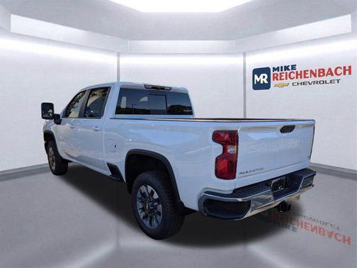 Summit White 2026 Chevrolet Silverado 2500 LT